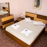 شقة La Famillia Chania Center *