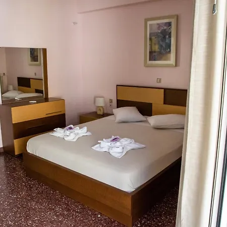 La Famillia Chania Center Apartman *